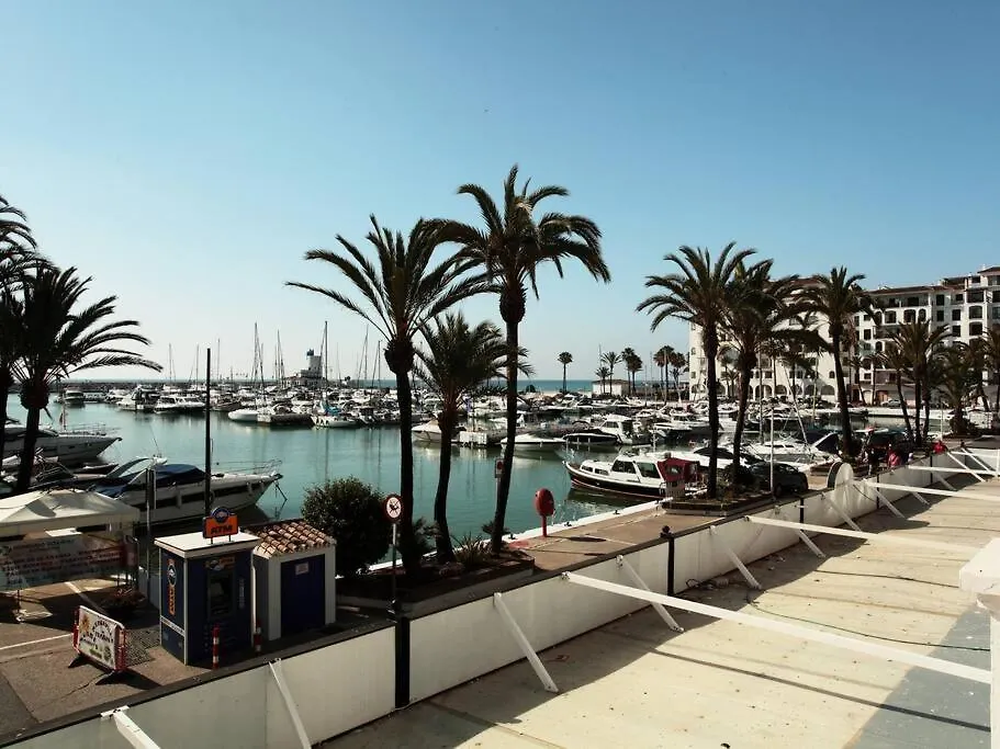 Duquesa Suites - Superb Sea Views & Overlooking Pool Manilva