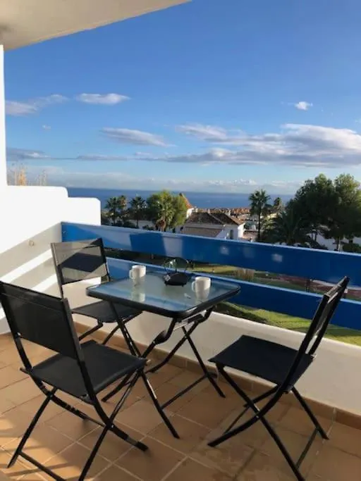 Duquesa Suites - Superb Sea Views & Overlooking Pool Manilva Apartamento