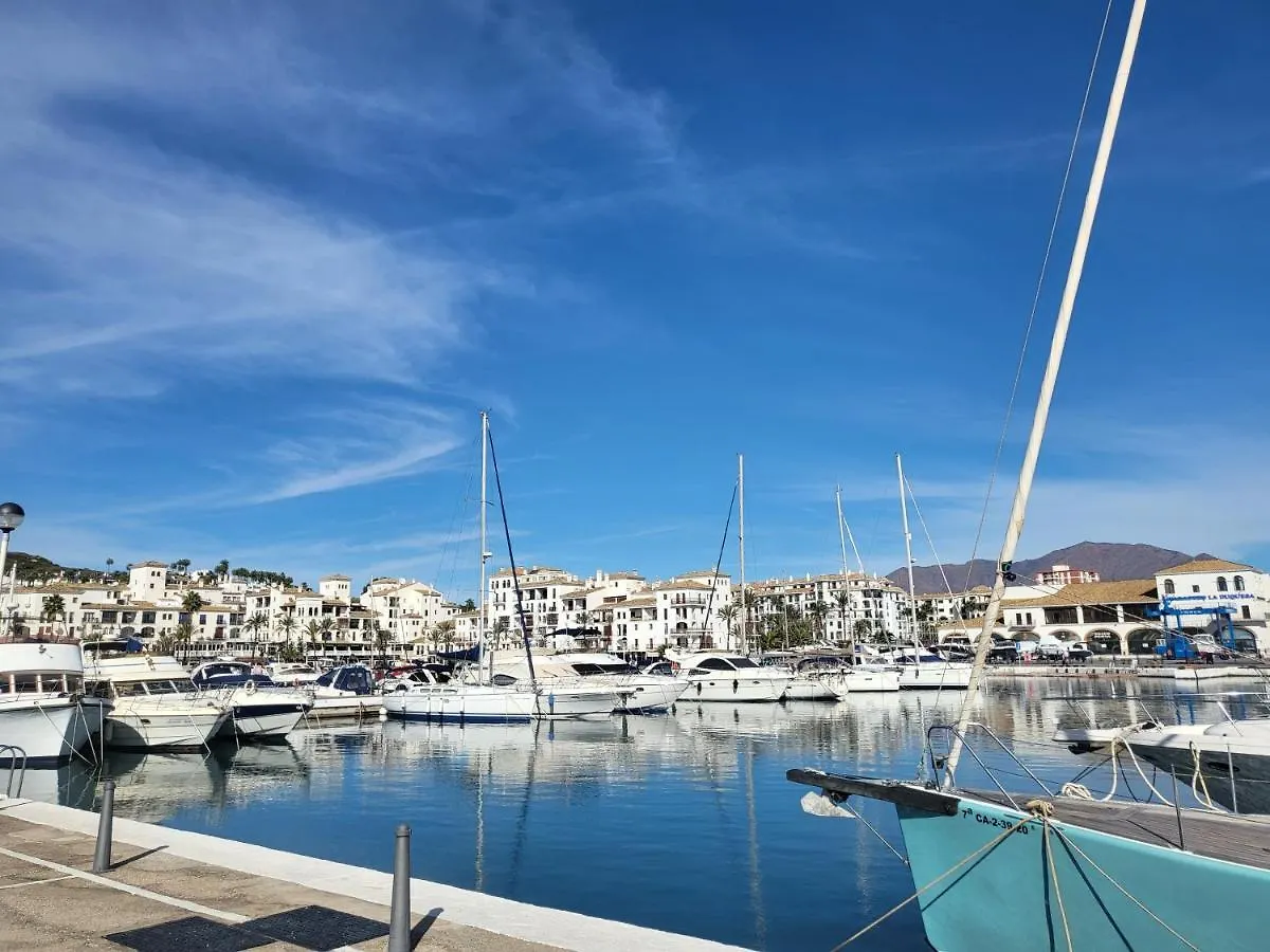 Duquesa Suites - Superb Sea Views & Overlooking Pool Manilva