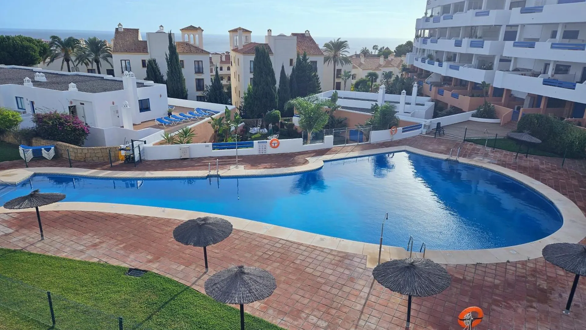 Apartamento Duquesa Suites - Superb Sea Views & Overlooking Pool Manilva